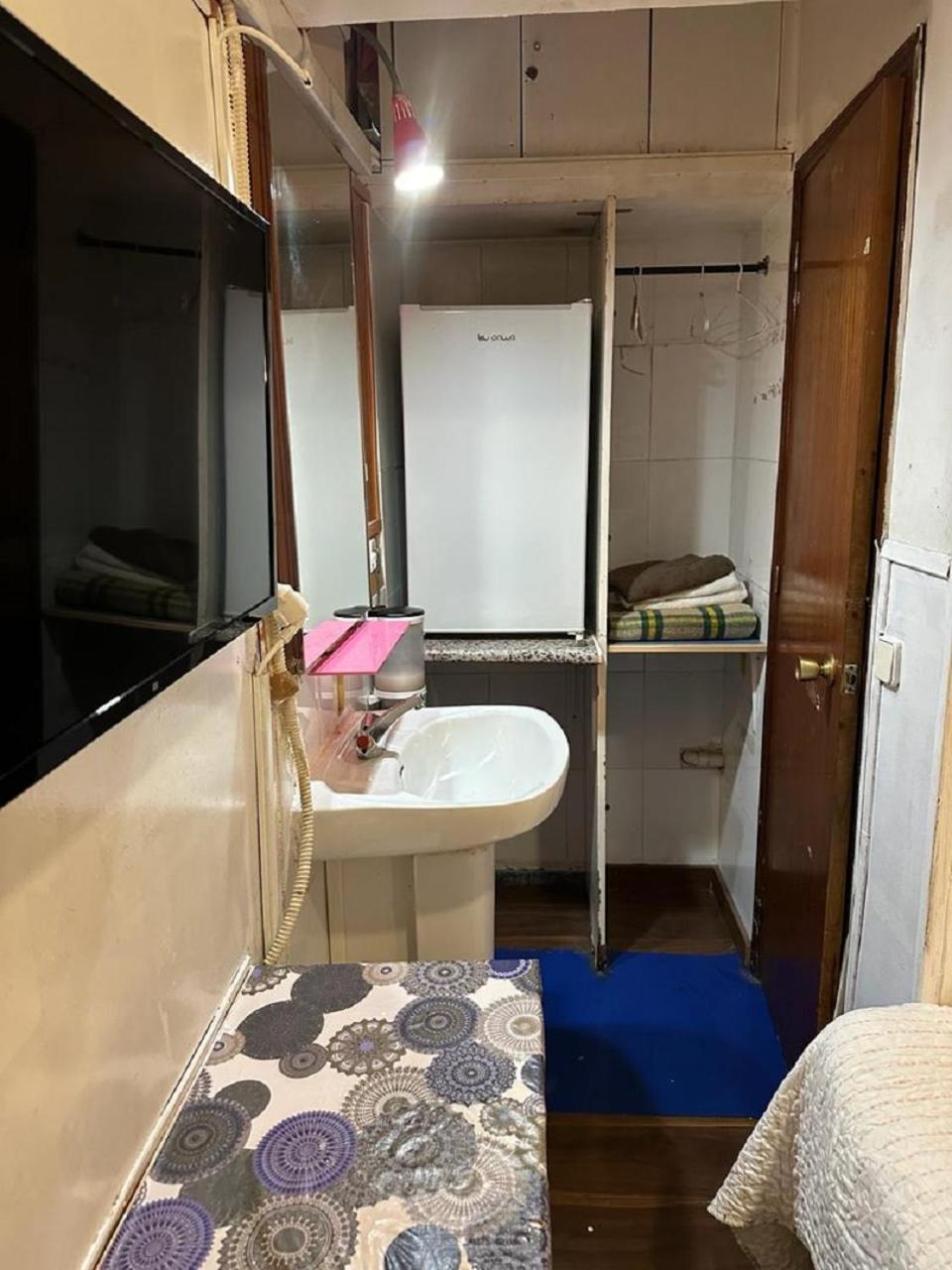 Hostal Daniel مدريد المظهر الخارجي الصورة