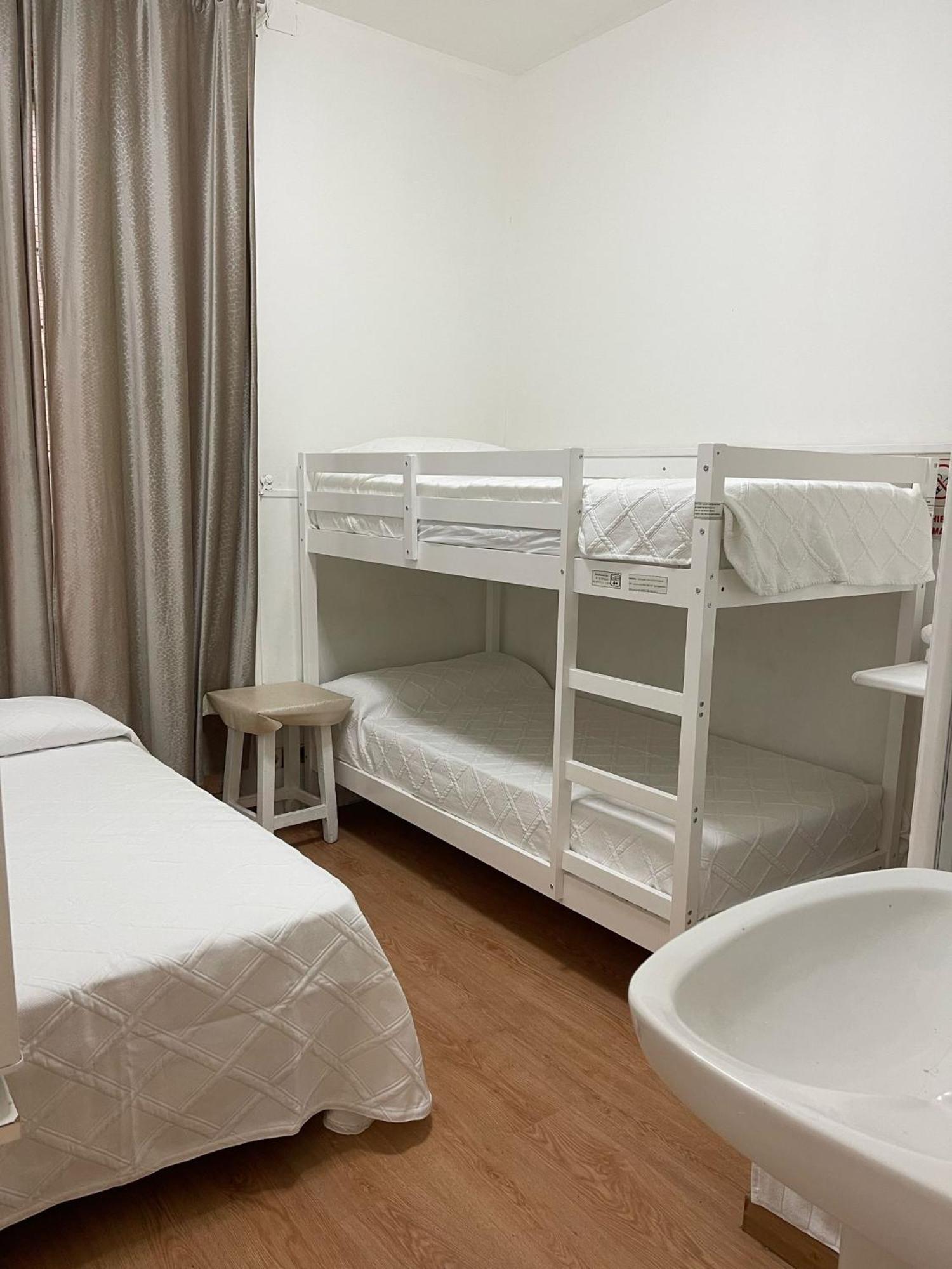Hostal Daniel مدريد المظهر الخارجي الصورة